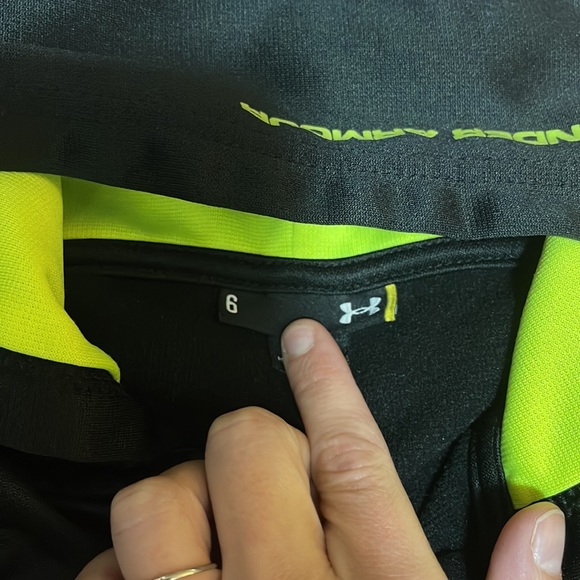 Under armour size 6 hoodie - Picture 2 of 7